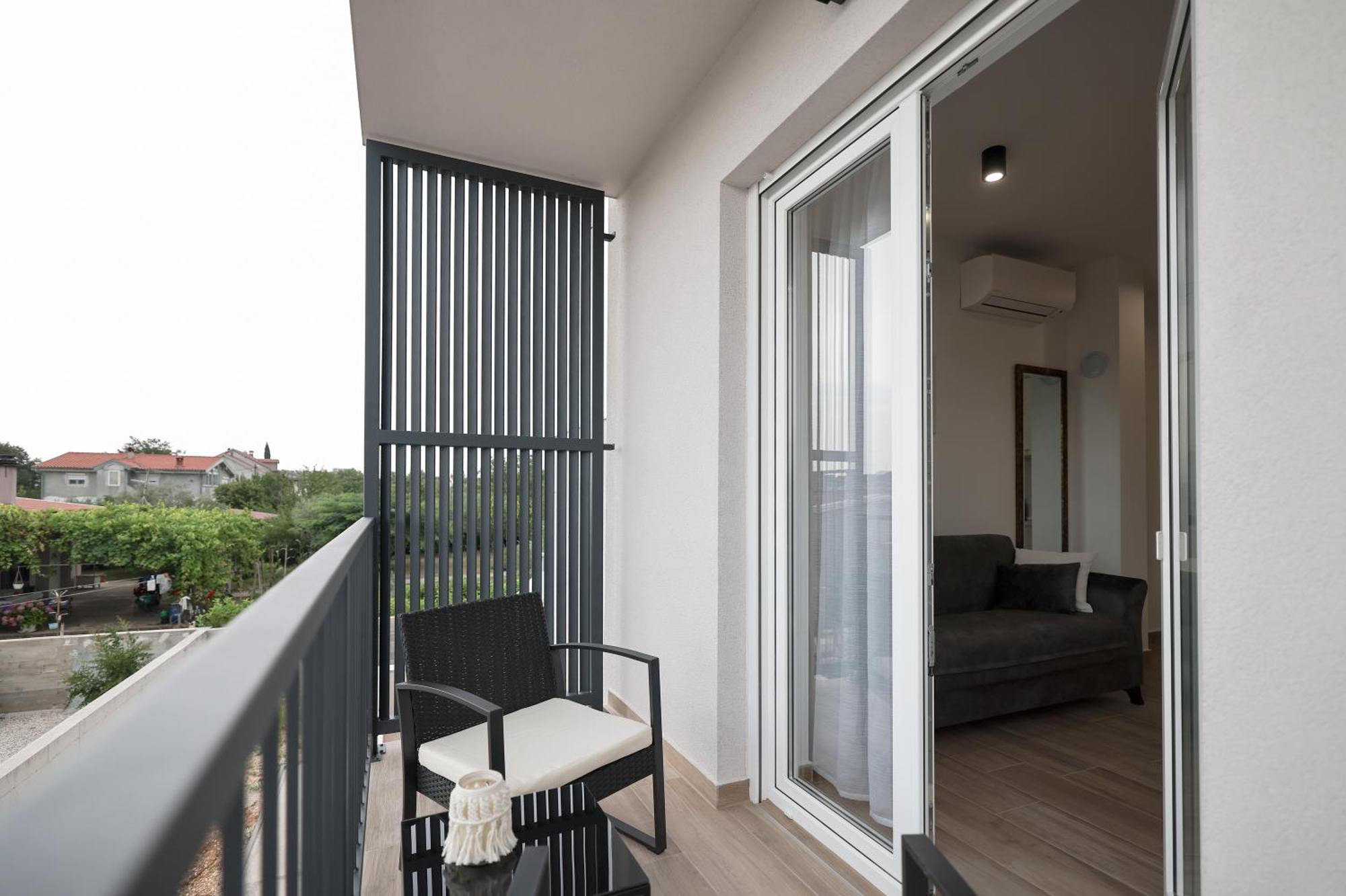 Duo Soles - Apartments With Private Parking Near Zadar Murvica  Exterior foto